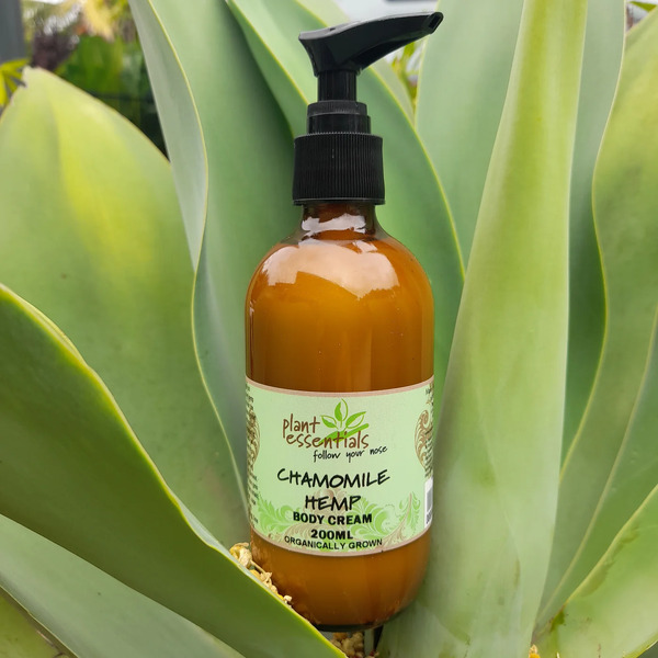 Plant Essentials-Chamomile Hemp Cream 200ML