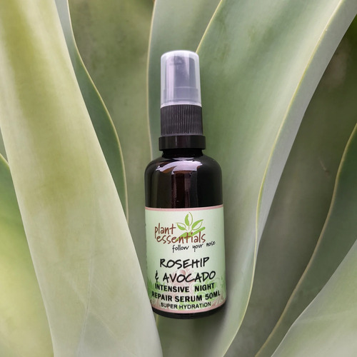 Plant Essentials-Rosehip & Avocado Intensive Night Repair Serum 50ml